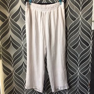 White Crochet waist crepe pants.